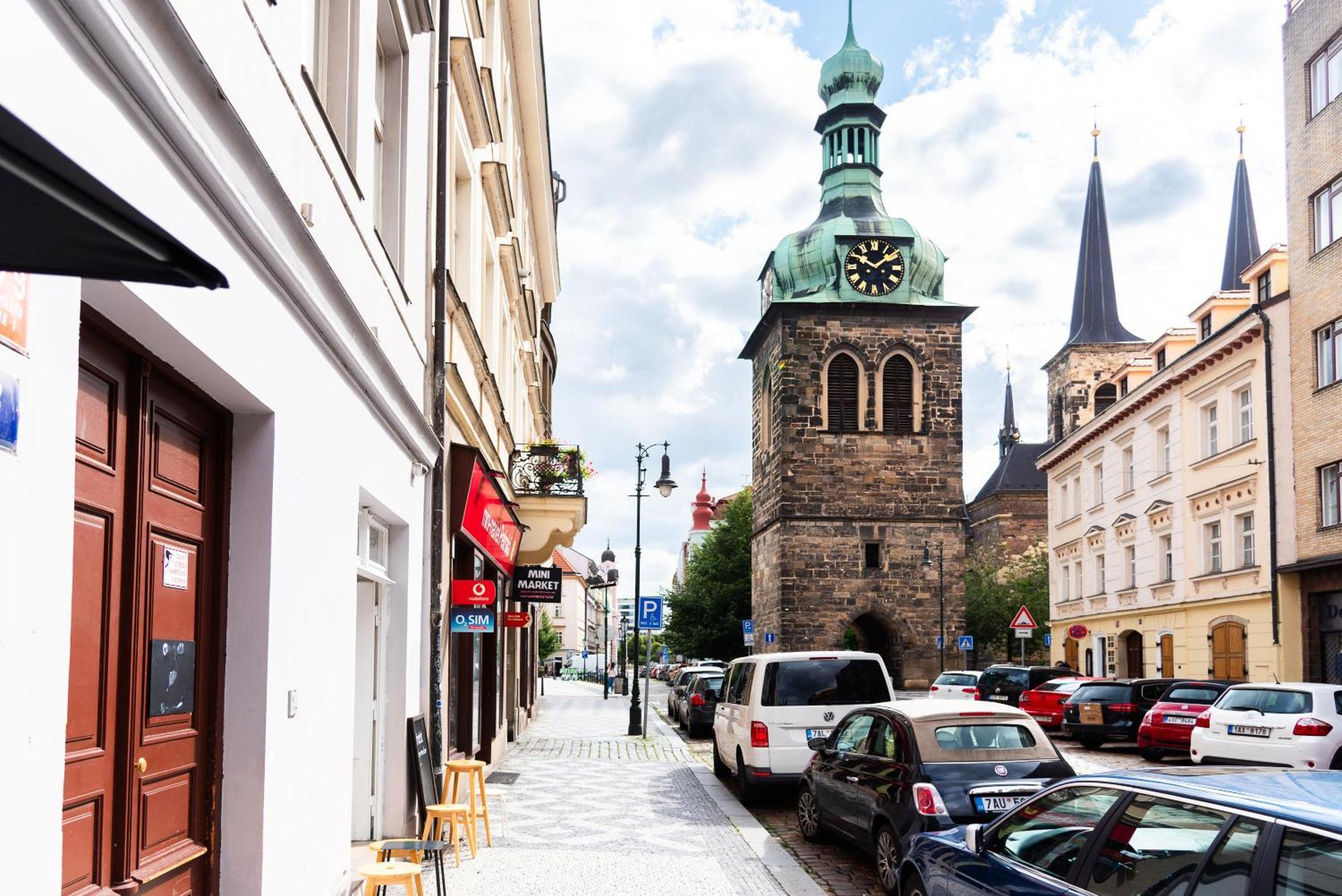 4 Elements Apartments Prag Exterior foto